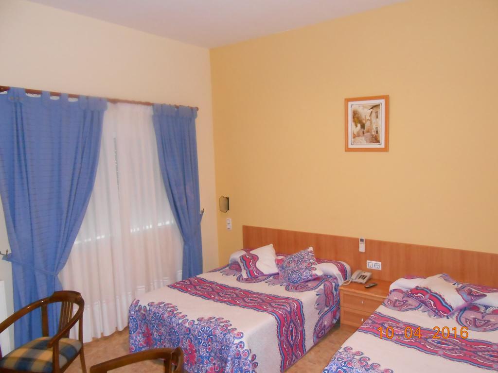 Apartahotel Los Hermanos Ocaña Extérieur photo