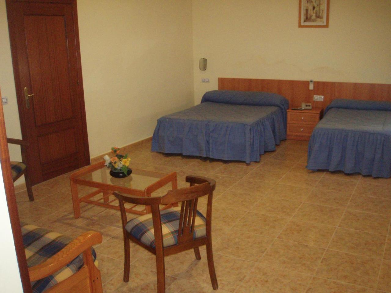 Apartahotel Los Hermanos Ocaña Extérieur photo